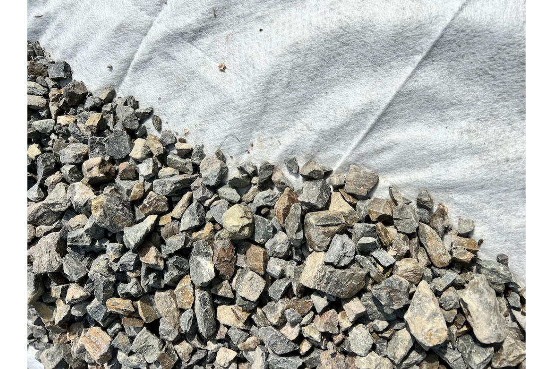 geotextile blanc pour sous-couche allées et cours