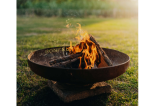 feu de bois dans brasero à poser