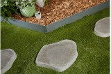 Bordure métal pour délimitations de massifs avec paillage