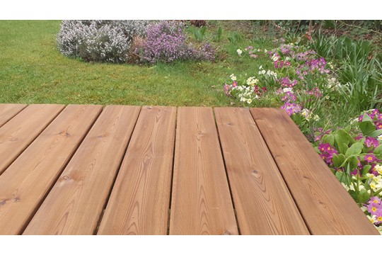 Terrasse en pin autoclave brun