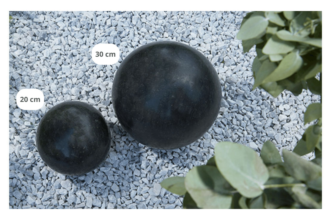Boule déco en granit noir 3 tailles