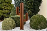 Sphère déco corten en aménagement paysager